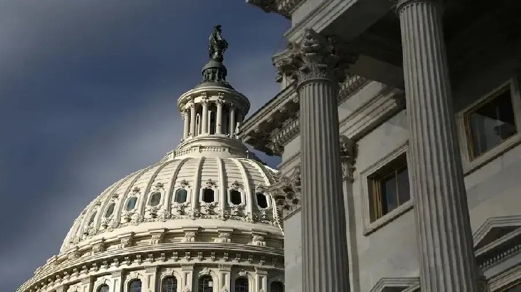 
			Криптолоббисты пытаются добиться банковских лицензий для крупного криптобизнеса		